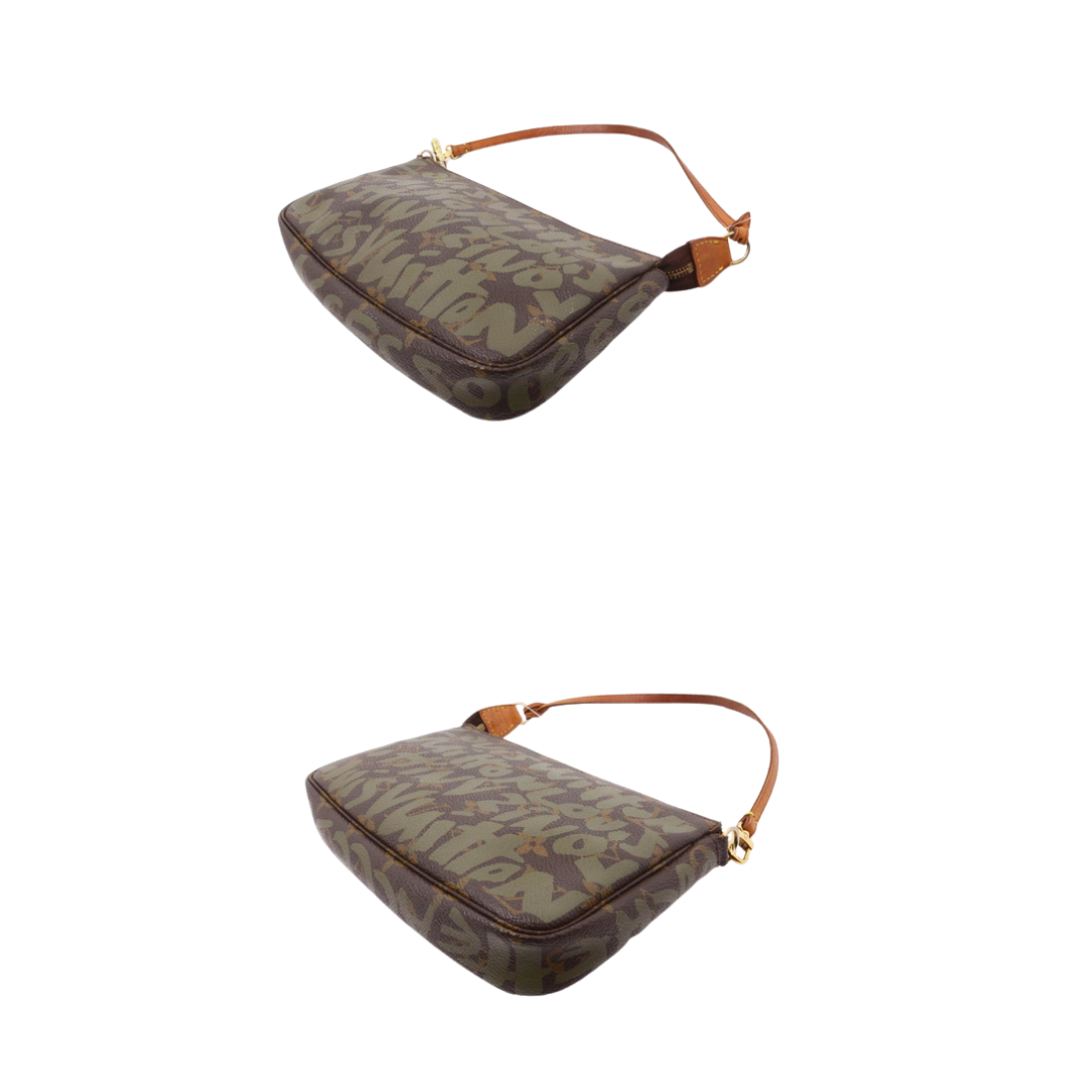 Louis Vuitton x Stephen Sprouse Pochette