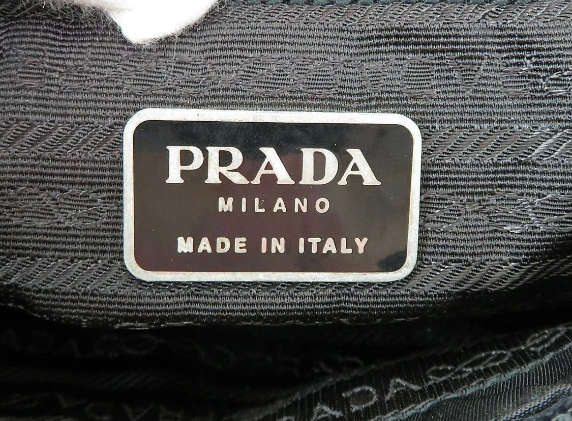 Vintage Prada Nylon Tote Bag – photo 6 of 9