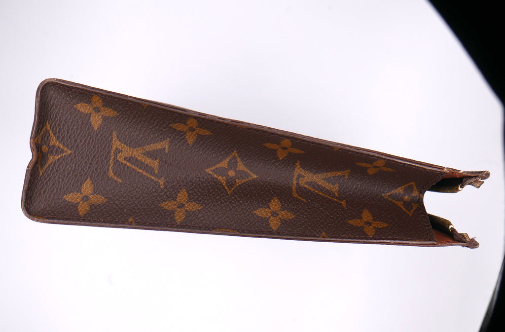 Louis Vuitton Monogram Toiletry 26