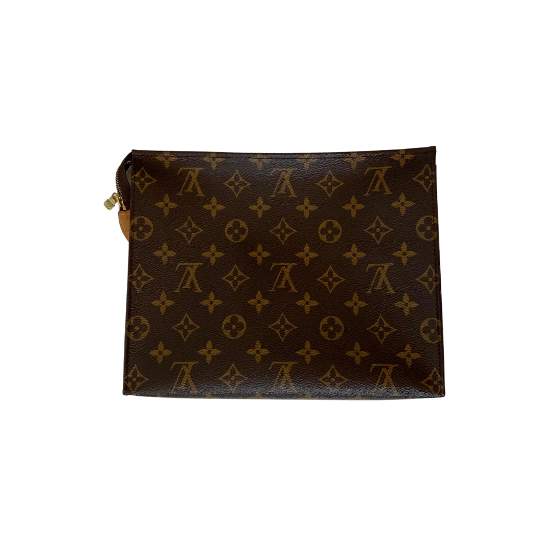 Louis Vuitton Toiletry 26